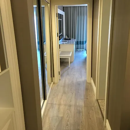 Hotell Wome Deluxe 5*
