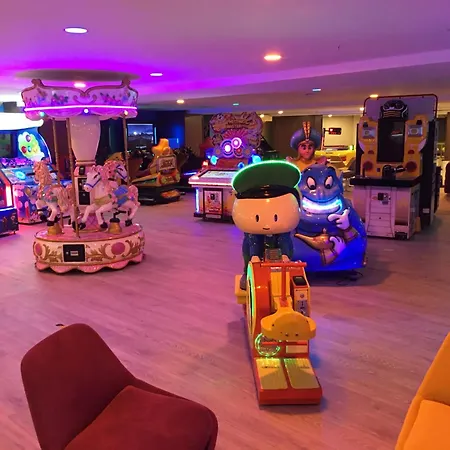 Wome Deluxe 5* 阿萨拉尔